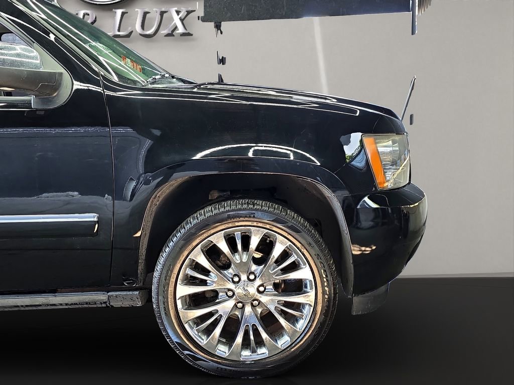 Used 2014 Chevrolet Tahoe LTZ image 19