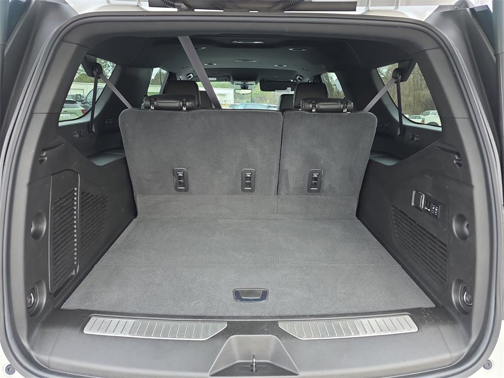 Used 2021 Chevrolet Suburban High Country image 25