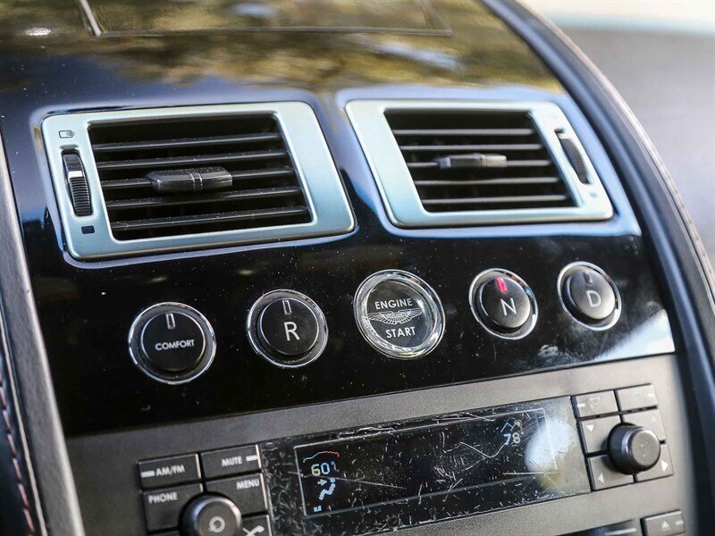 Used 2008 Aston Martin V8 Vantage Roadster RWD image 38