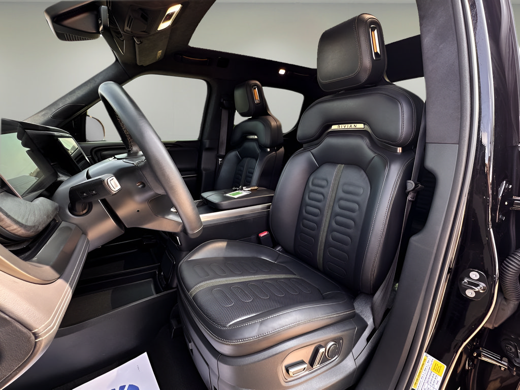 Used 2023 Rivian R1T Adventure Quad AWD/4WD image 9