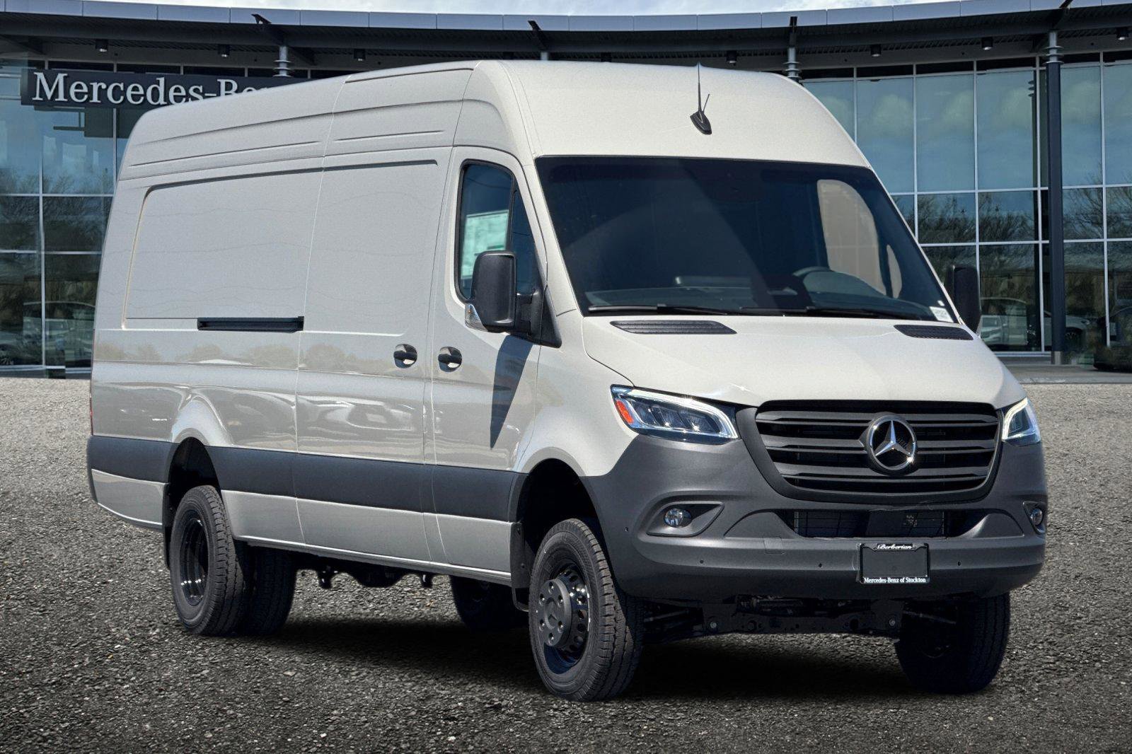 New 2026 Mercedes-Benz Sprinter 3500 video 2