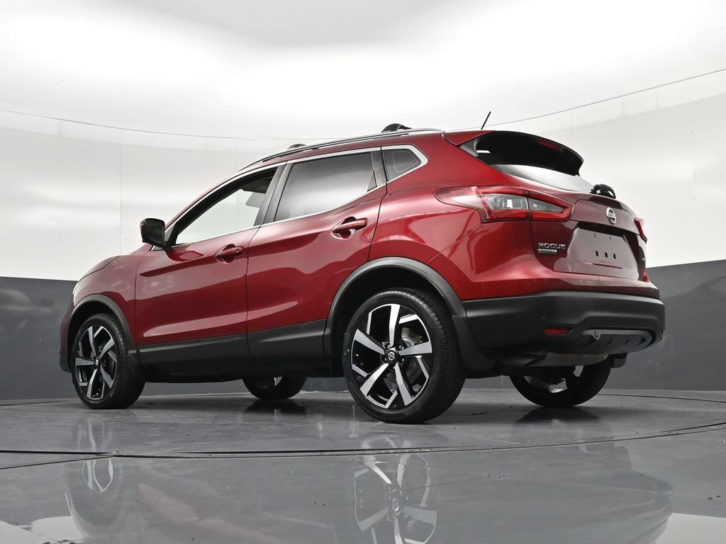 Used 2021 Nissan Rogue Sport SL FWD image 30