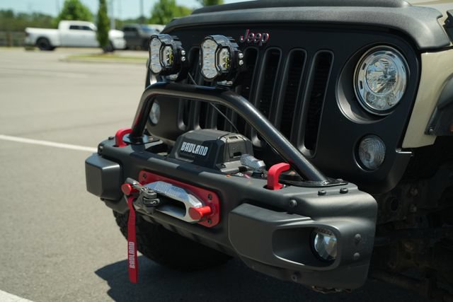 Used 2017 Jeep Wrangler Unlimited Rubicon AWD/4WD image 46