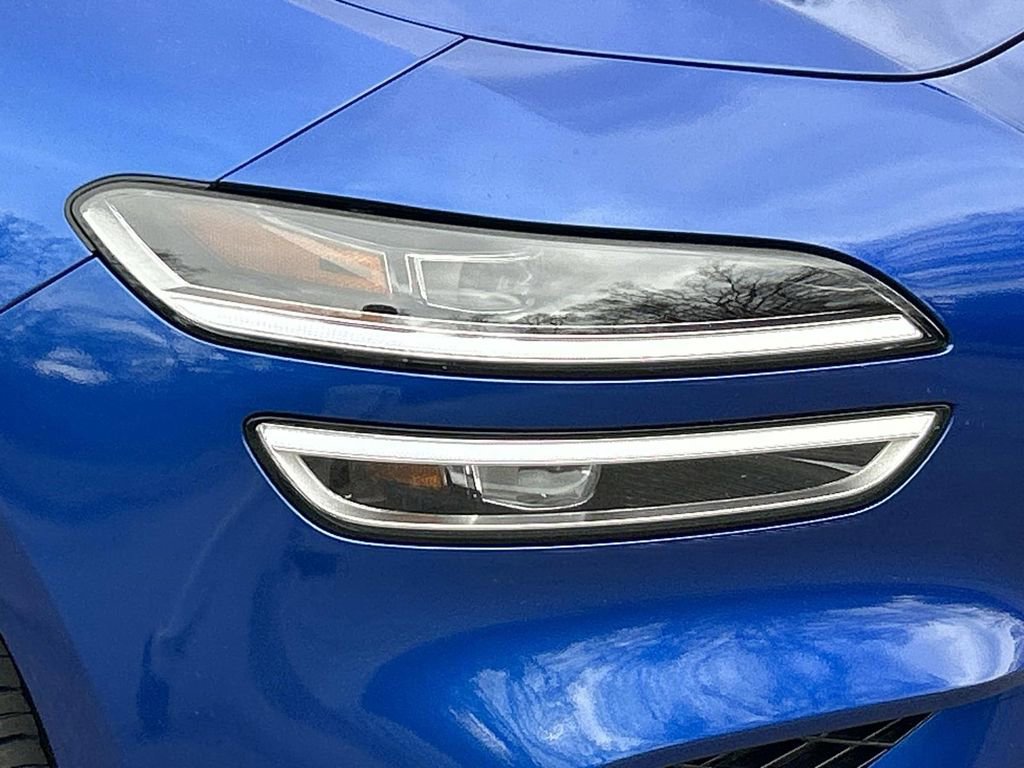 Used 2025 Genesis G70 3.3T Advanced image 10