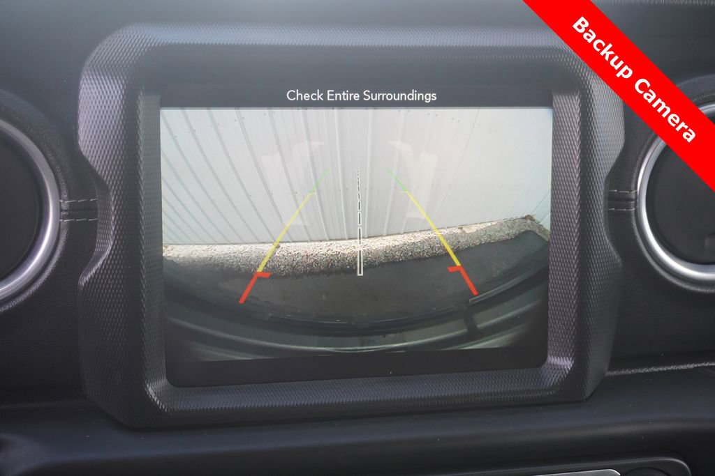 Used 2018 Jeep Wrangler Unlimited Sahara image 34