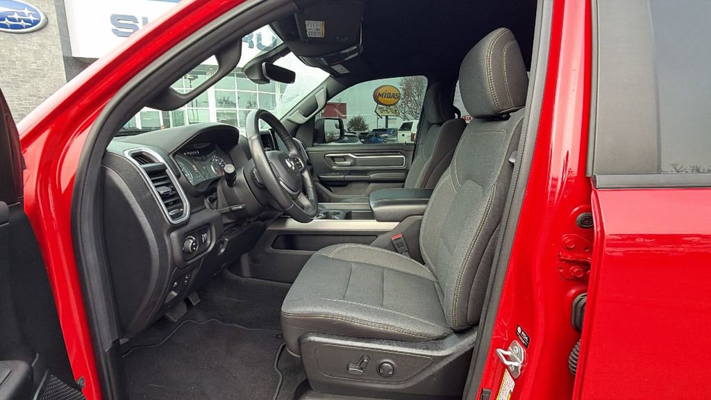 Used 2023 RAM 1500 Big Horn image 32