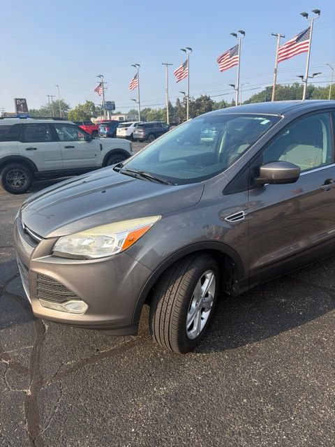 Used 2013 Ford Escape SE FWD image 2
