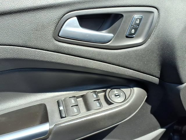 Used 2013 Ford Escape SE FWD image 12