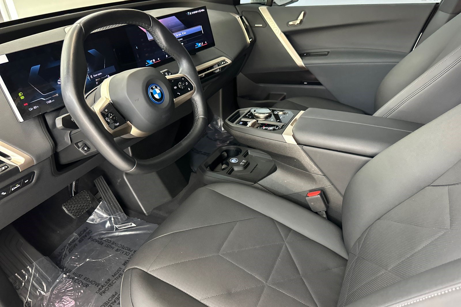 Certified 2024 BMW iX xDrive50 w/ Convenience Package AWD/4WD image 4