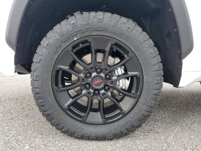 New 2025 Toyota Tundra SR5 image 12