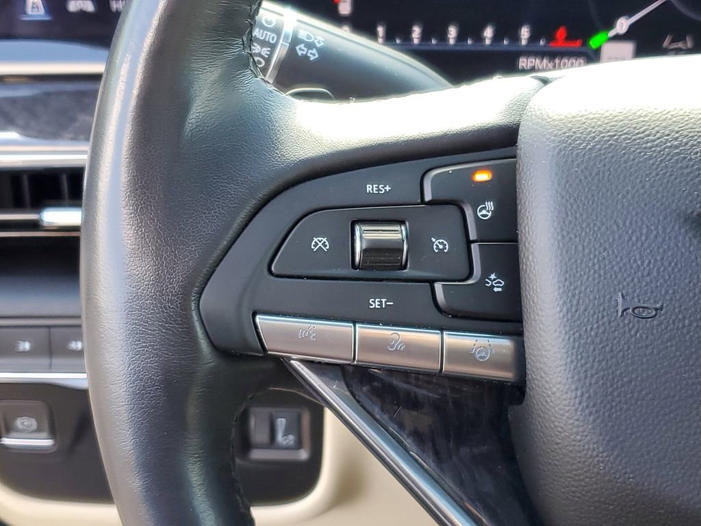 Used 2023 Cadillac Escalade ESV Premium Luxury w/ LPO, Radiant Package AWD/4WD image 12