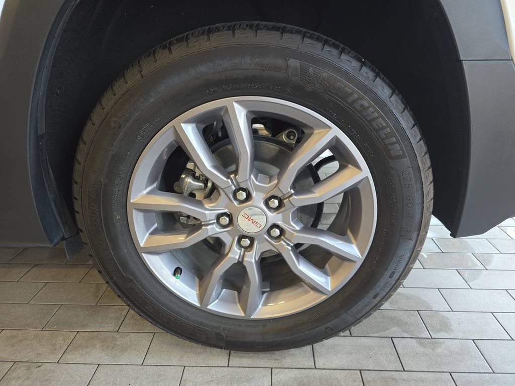 Used 2023 GMC Terrain SLT w/ Infotainment Package II FWD image 35