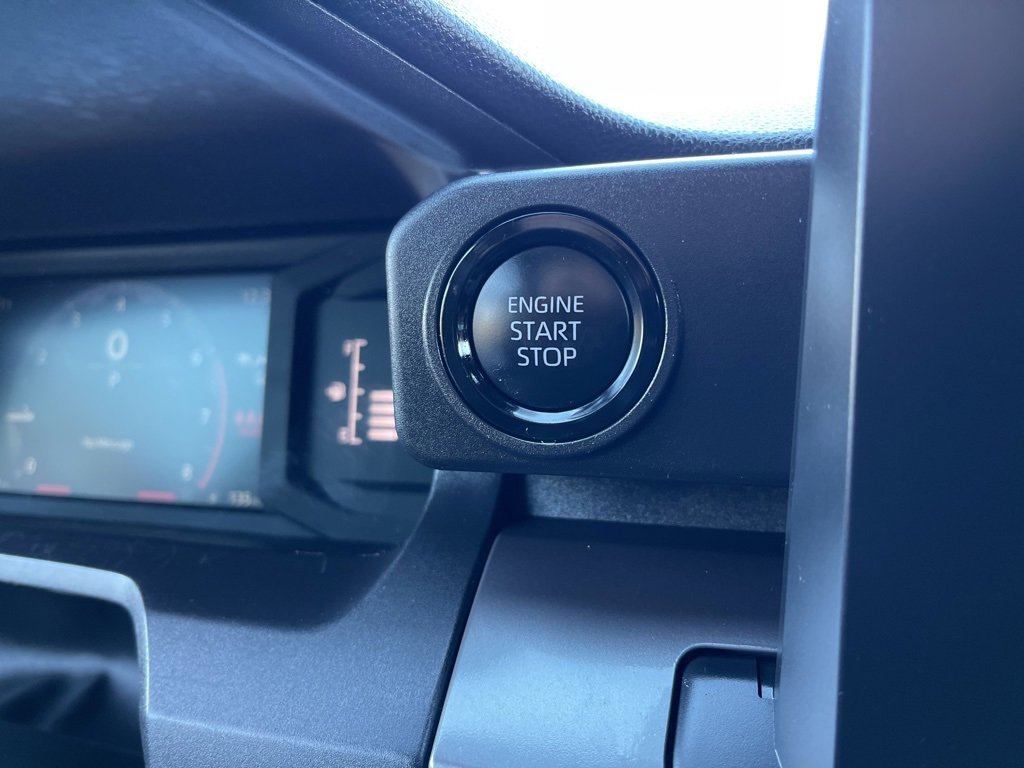Used 2025 Toyota Tacoma SR5 image 13