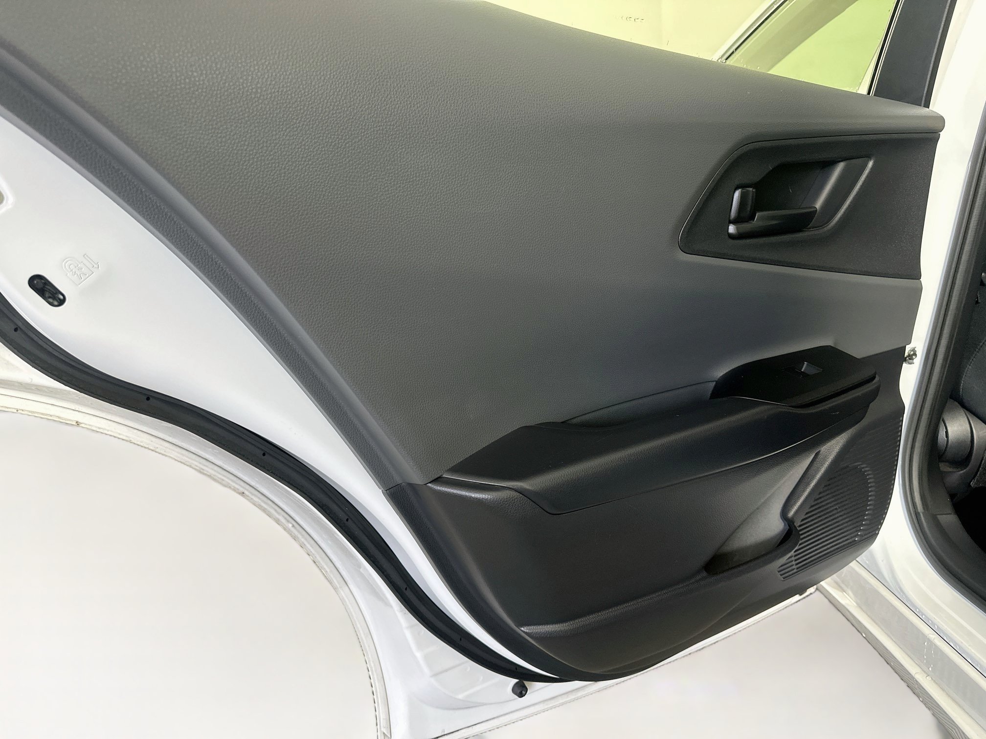Used 2024 Toyota Prius LE FWD image 26
