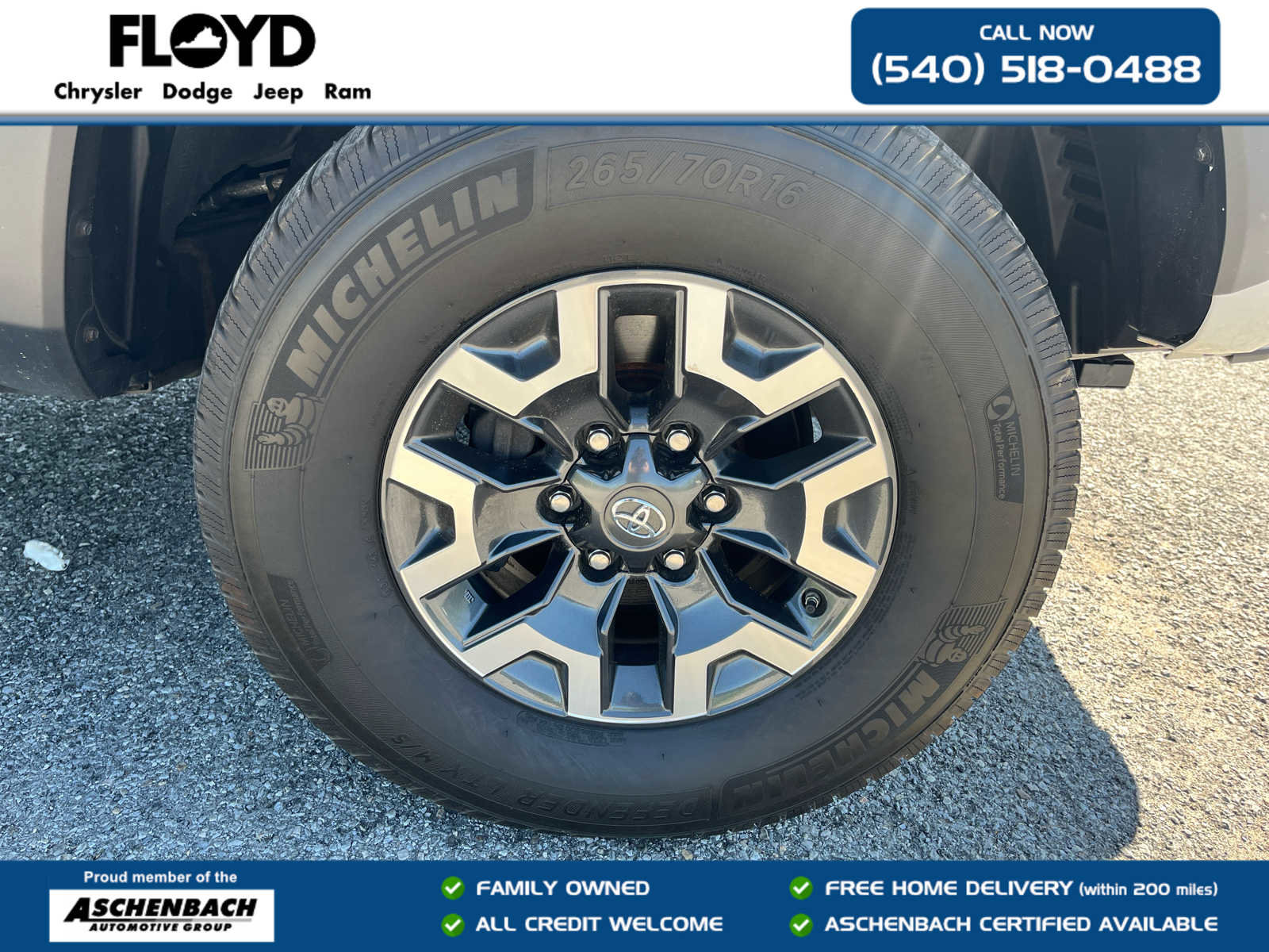 Used 2019 Toyota Tacoma TRD Off-Road AWD/4WD image 35