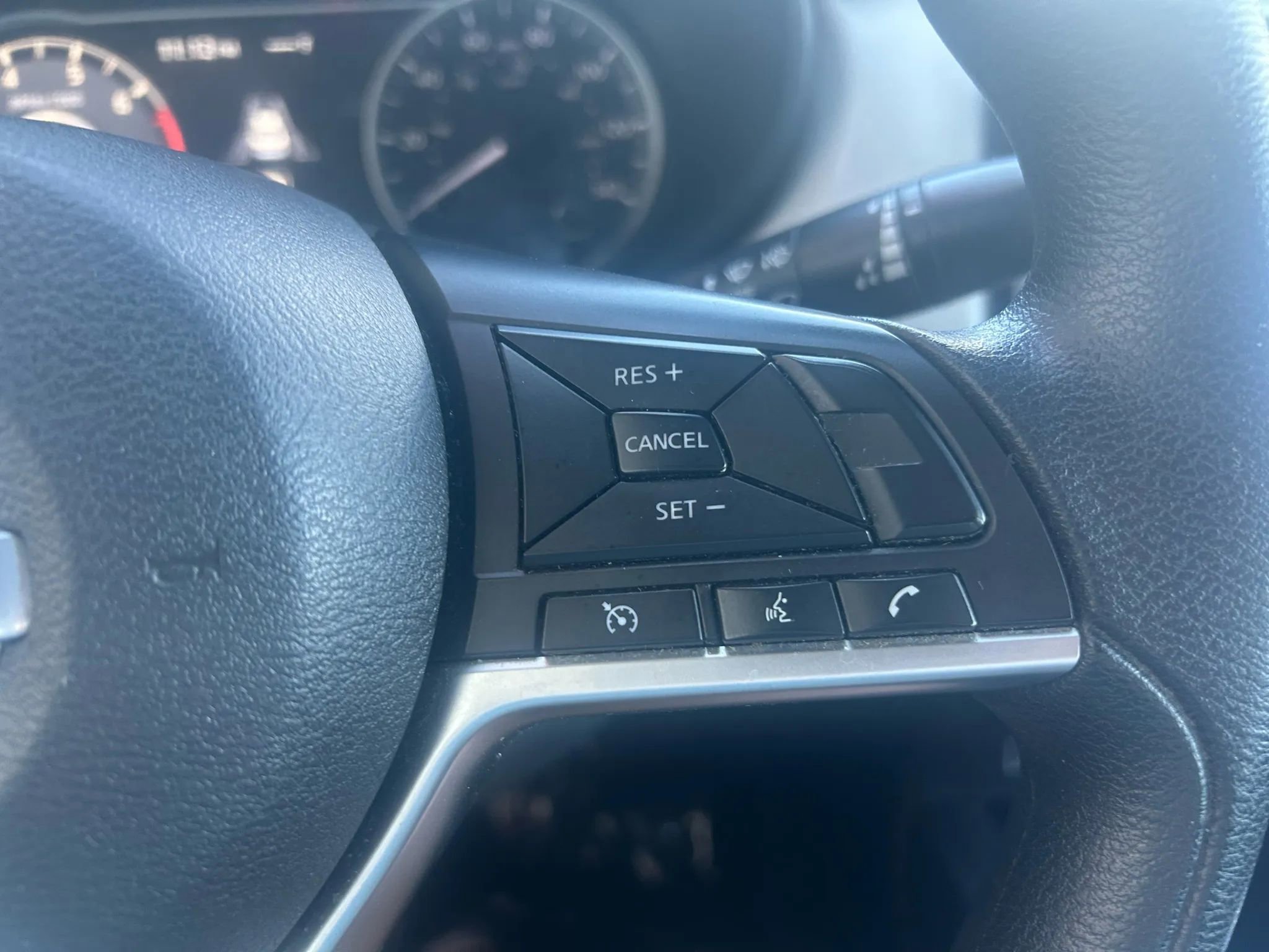 Used 2021 Nissan Versa SV image 7