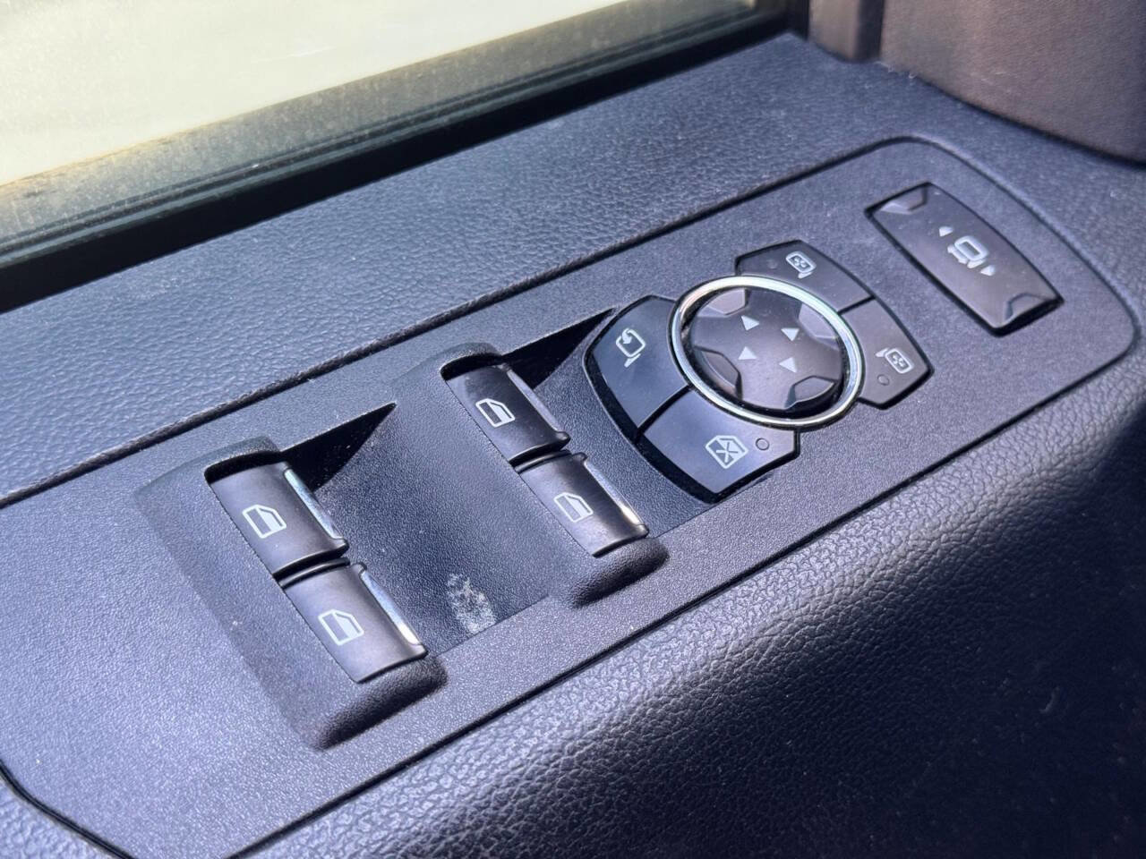 Used 2017 Ford F350 Lariat w/ FX4 Off-Road Package image 22