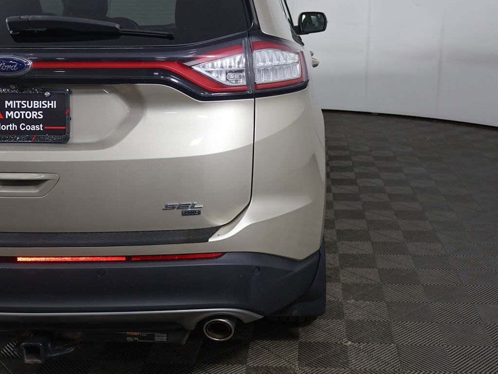 Used 2018 Ford Edge SEL image 12