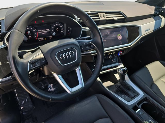 Used 2021 Audi Q3 2.0T Premium w/ Convenience Package AWD/4WD image 19