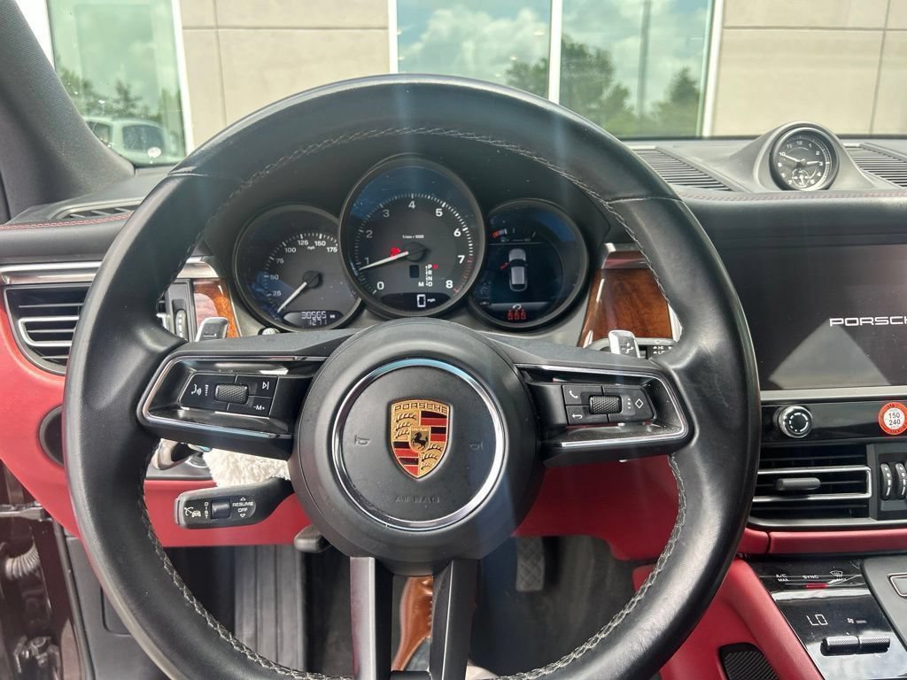 Used 2023 Porsche Macan Turbo AWD/4WD image 25