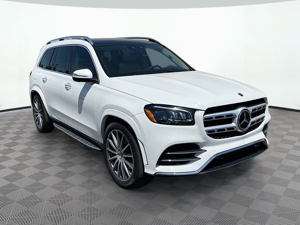 Used 2023 Mercedes-Benz GLS 450 4MATIC image 3