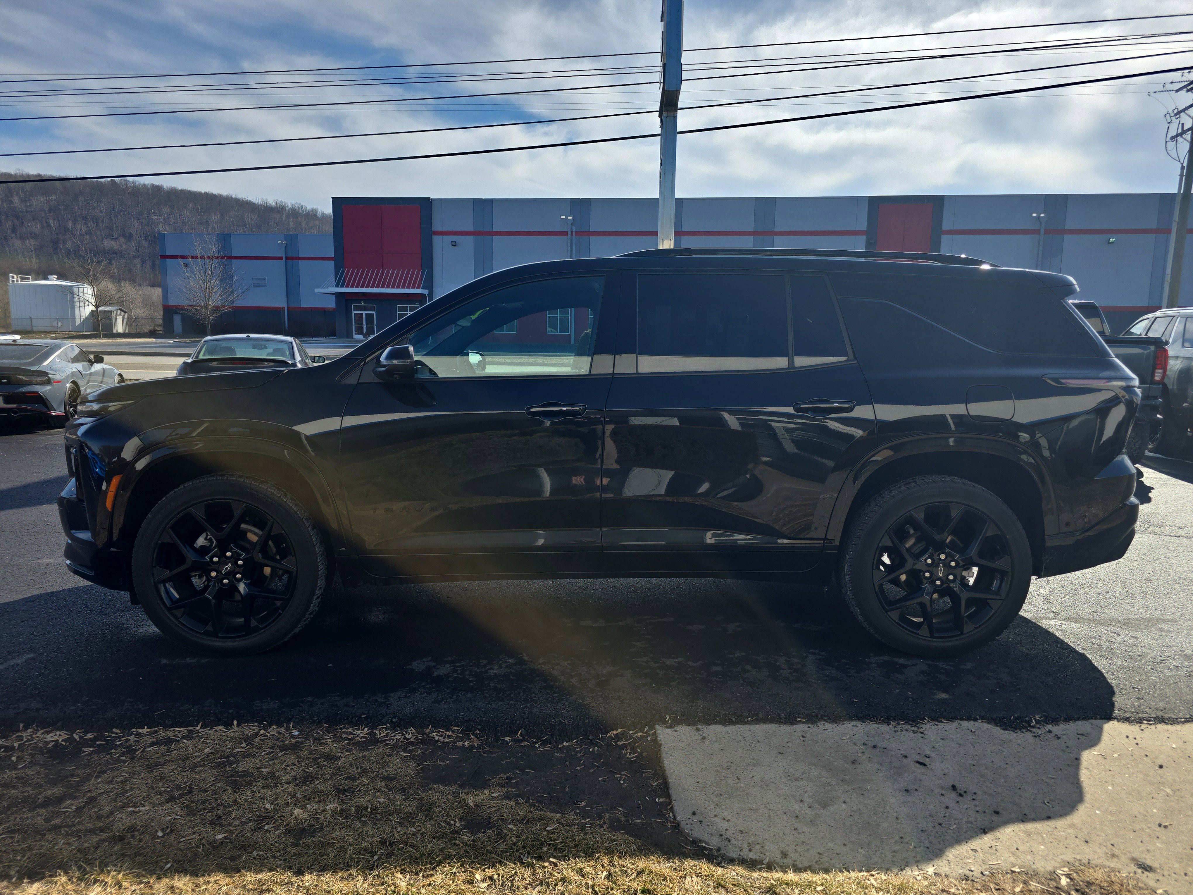 Used 2024 Chevrolet Traverse RS w/ LPO, Floor Liner Package image 7