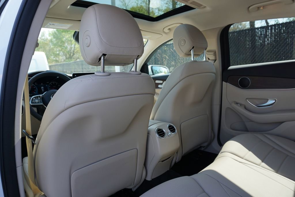 Used 2022 Mercedes-Benz GLC 300 4MATIC Coupe image 32