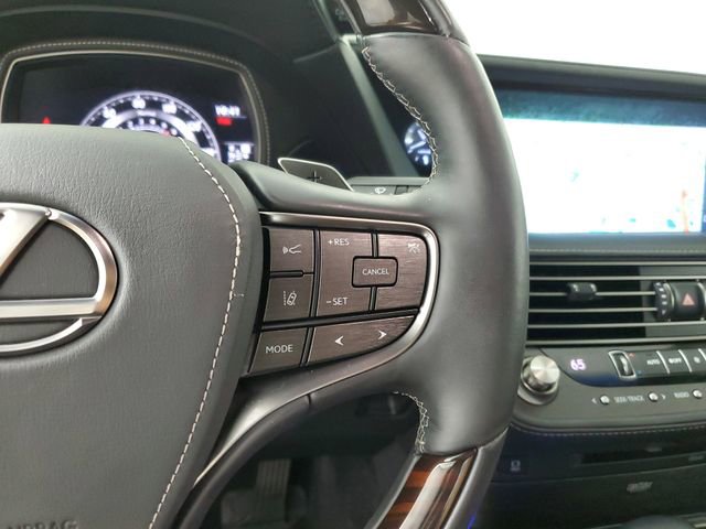 Used 2020 Lexus LS 500 w/ Interior Upgrade Package image 26