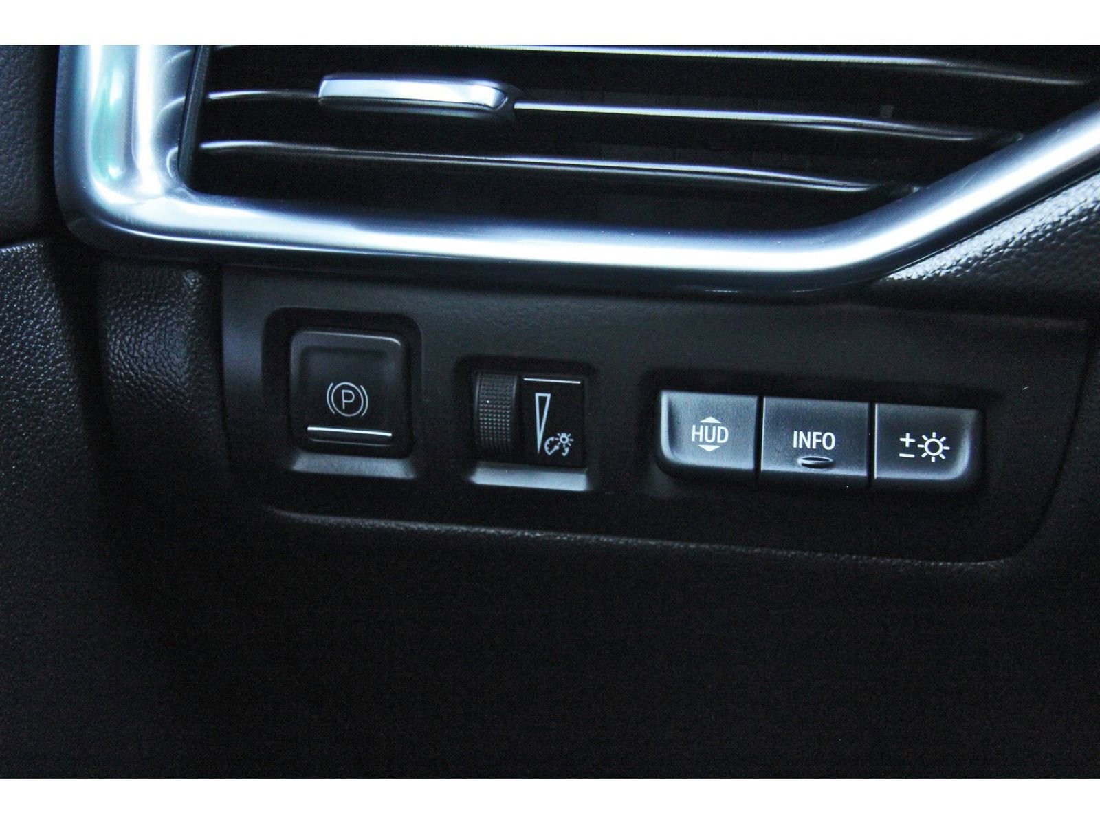 Used 2021 Cadillac XT4 Sport image 24