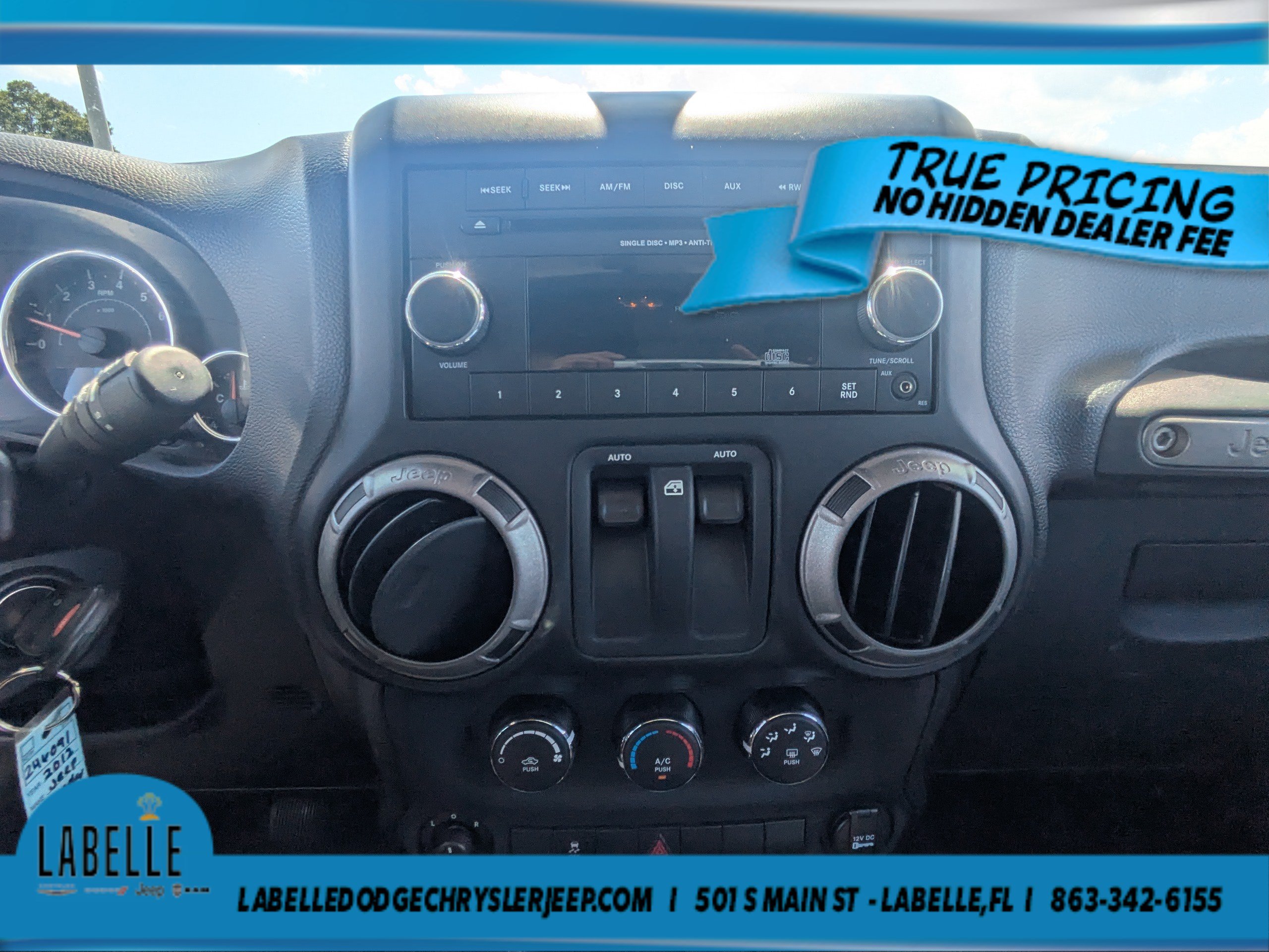Used 2012 Jeep Wrangler Sport AWD/4WD image 13