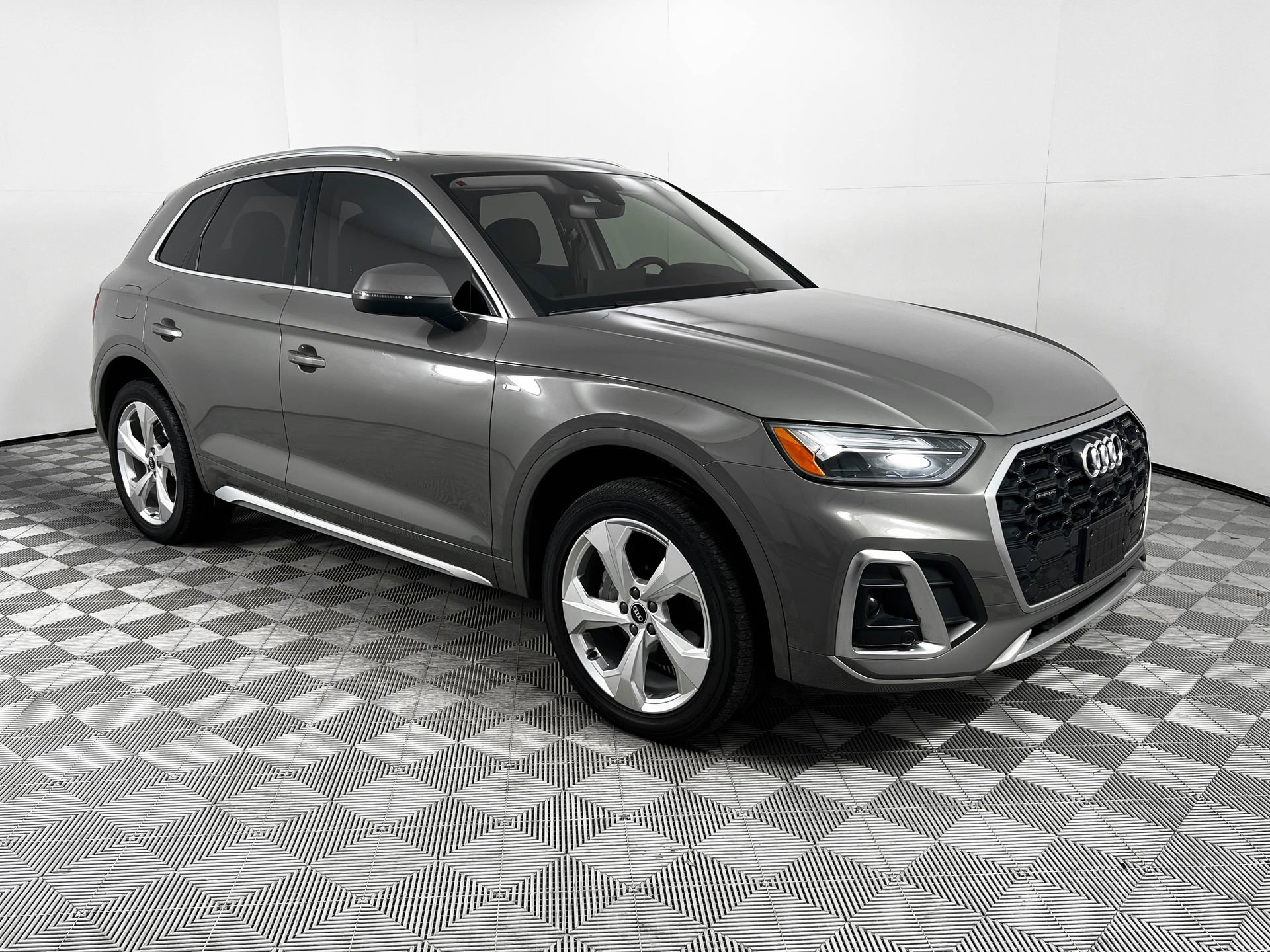 Certified 2023 Audi Q5 2.0T Premium Plus w/ Premium Plus Package