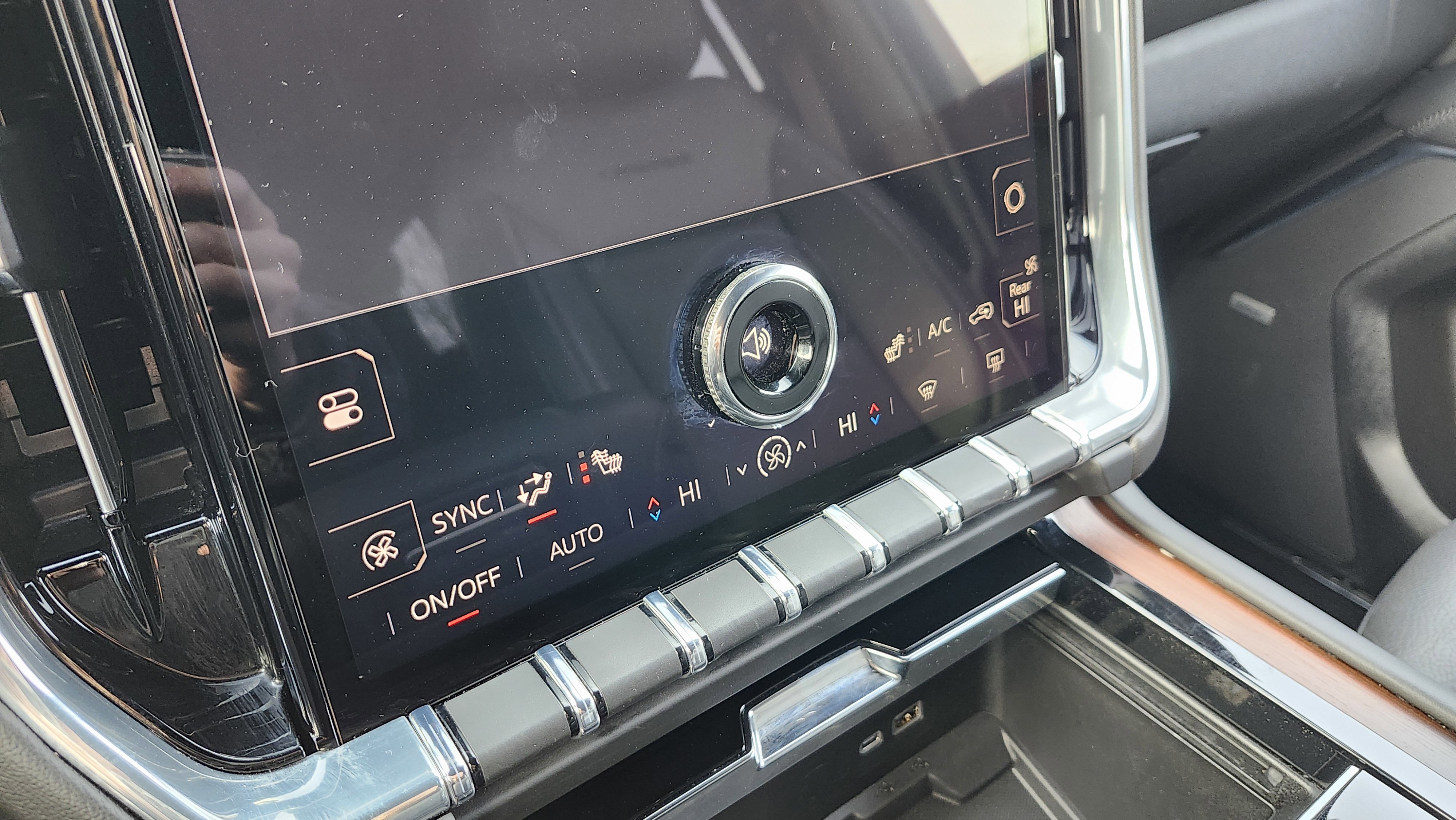 Used 2025 GMC Yukon Denali image 35