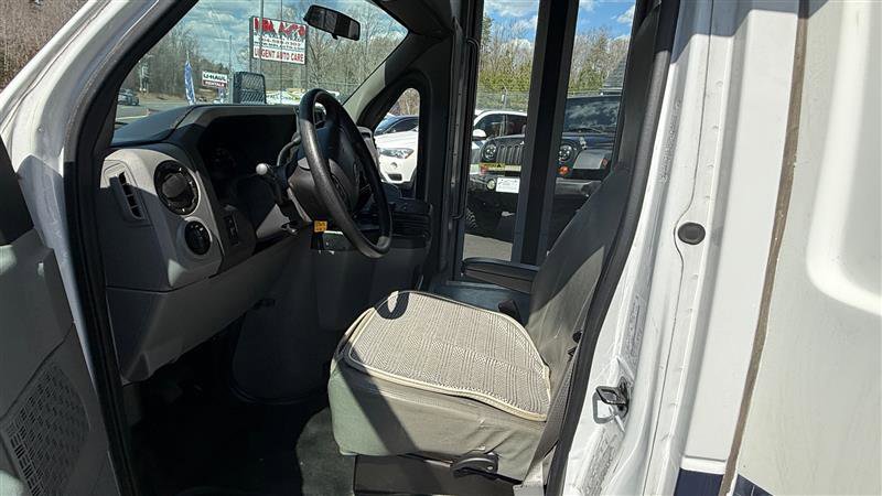 Used 2015 Ford E-350 and Econoline 350 Super Duty w/ Shuttle Bus Prep Package image 11