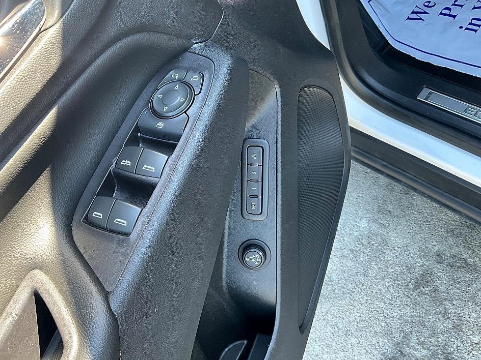 Used 2019 Chevrolet Equinox Premier image 13