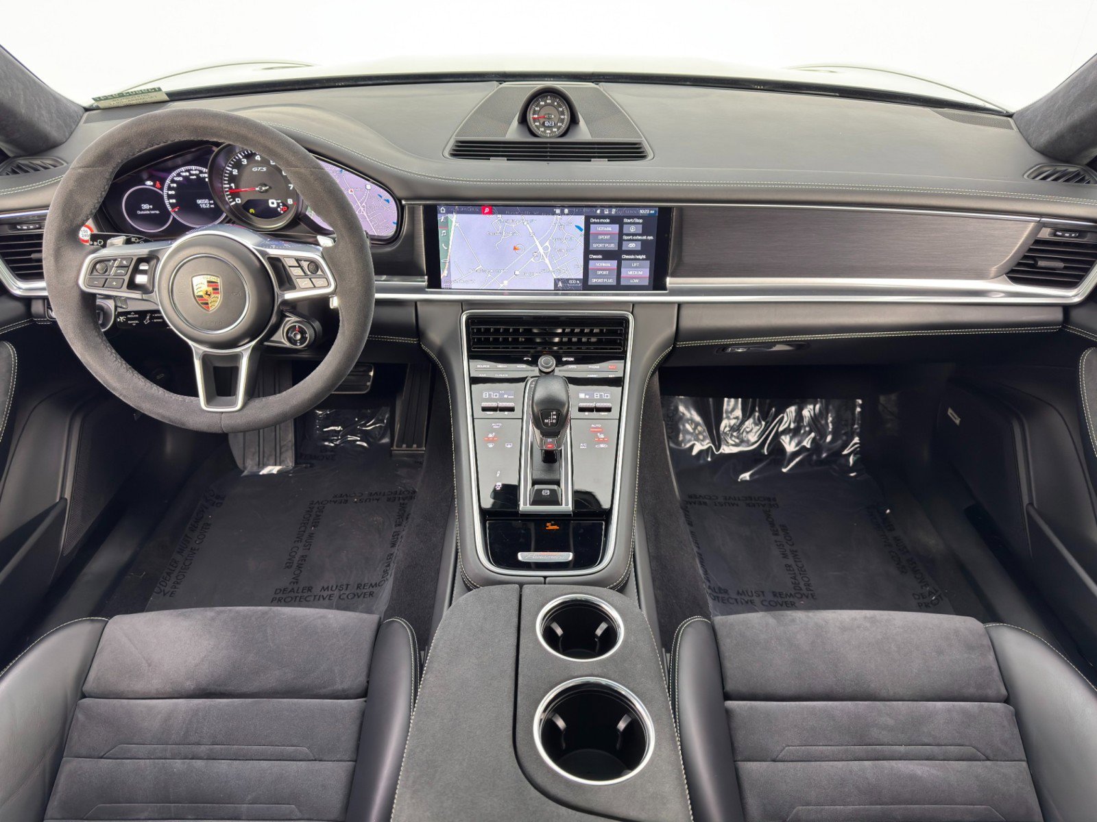 Used 2019 Porsche Panamera GTS image 13