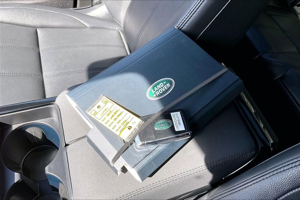 Used 2025 Land Rover Range Rover Evoque S image 35