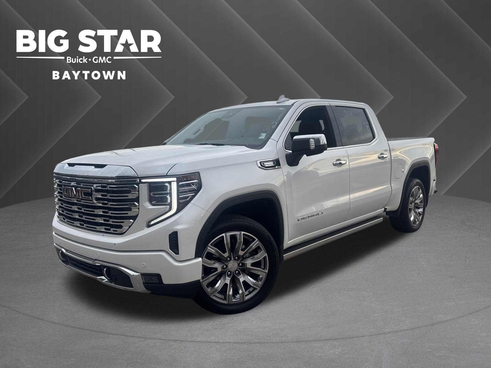 Used 2025 GMC Sierra 1500 Denali AWD/4WD image 1