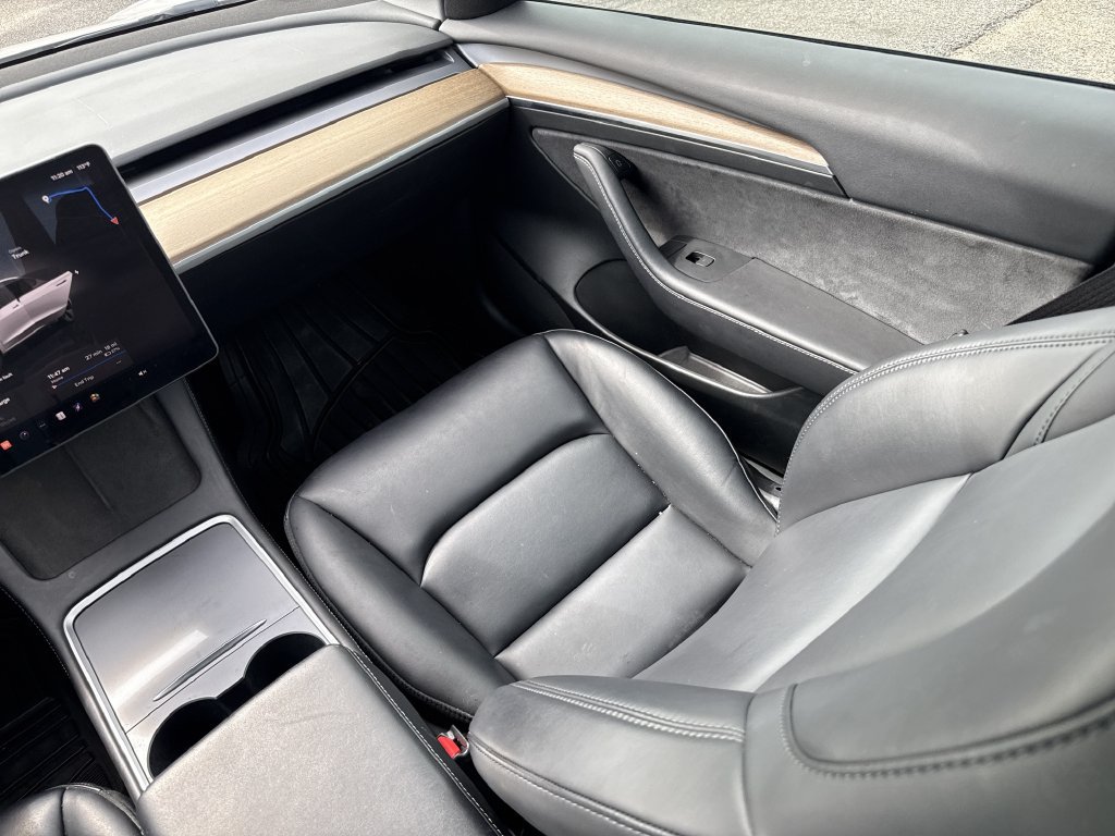 Used 2023 Tesla Model 3 Standard Range RWD image 25