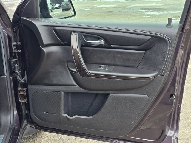 Used 2016 Chevrolet Traverse LTZ image 17