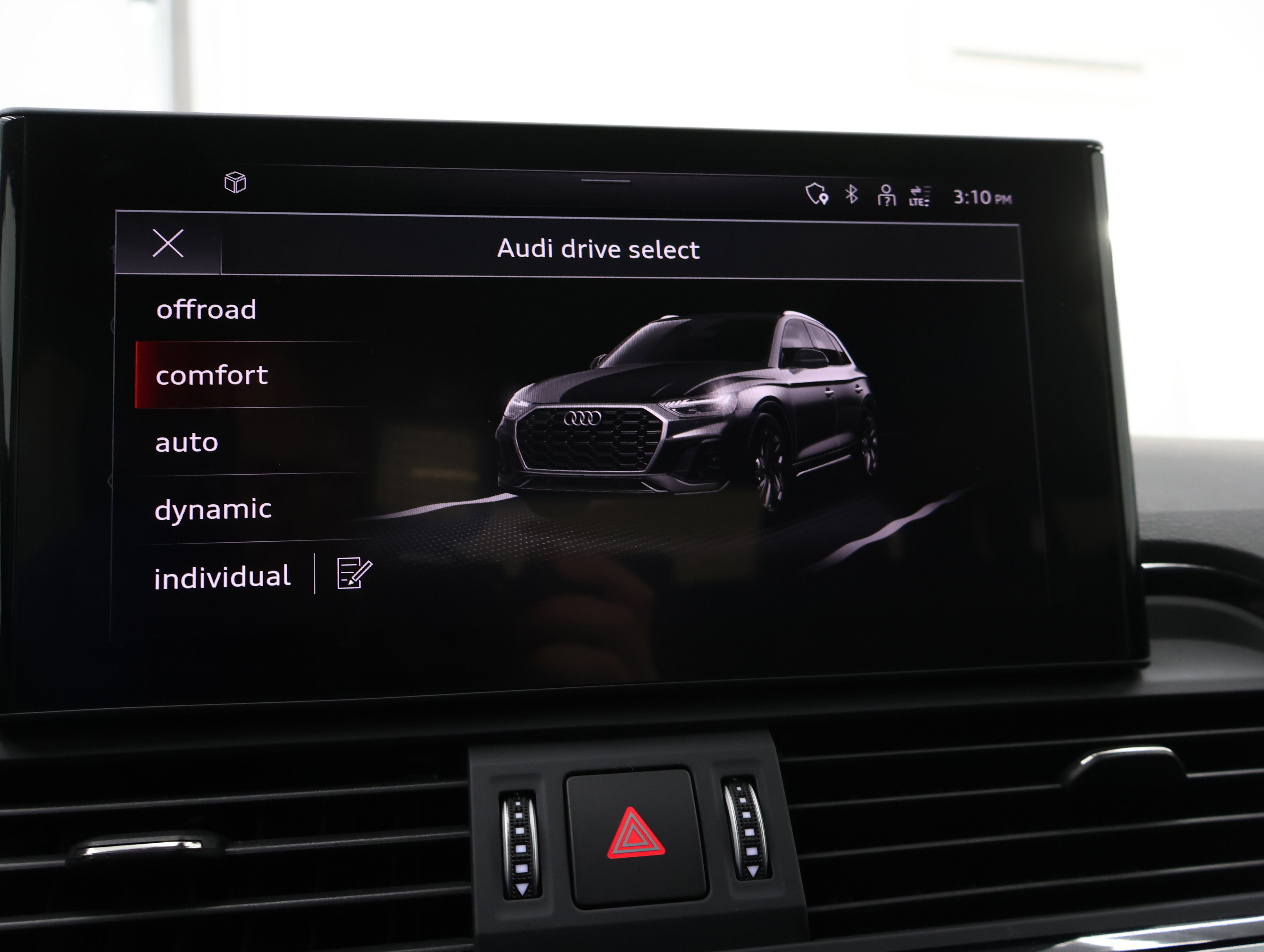 Used 2025 Audi Q5 2.0T Premium image 58