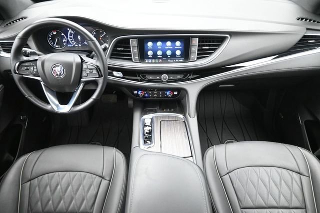 Used 2024 Buick Enclave Avenir w/ Avenir Technology Package AWD/4WD image 22