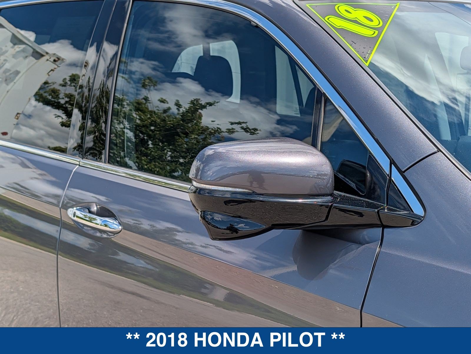 Used 2018 Honda Pilot Touring image 11