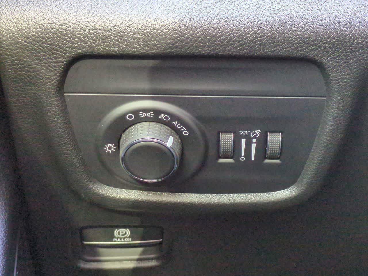 New 2026 Jeep Grand Cherokee Laredo X AWD/4WD image 18