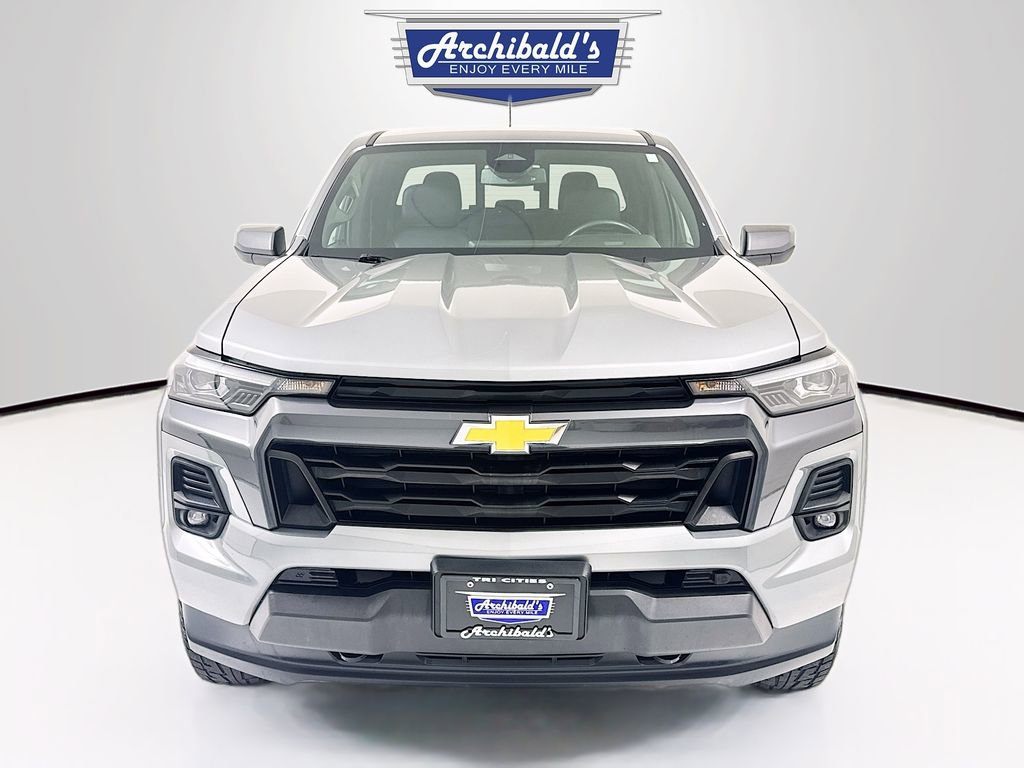 Used 2023 Chevrolet Colorado LT image 2