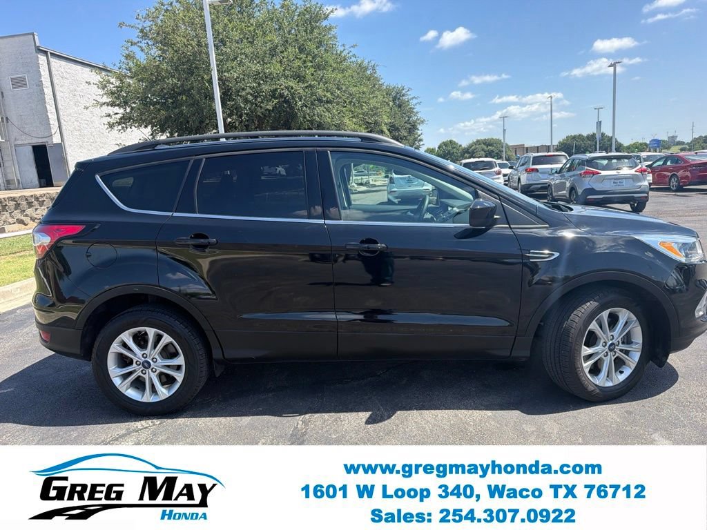 Used 2018 Ford Escape SE AWD/4WD image 2