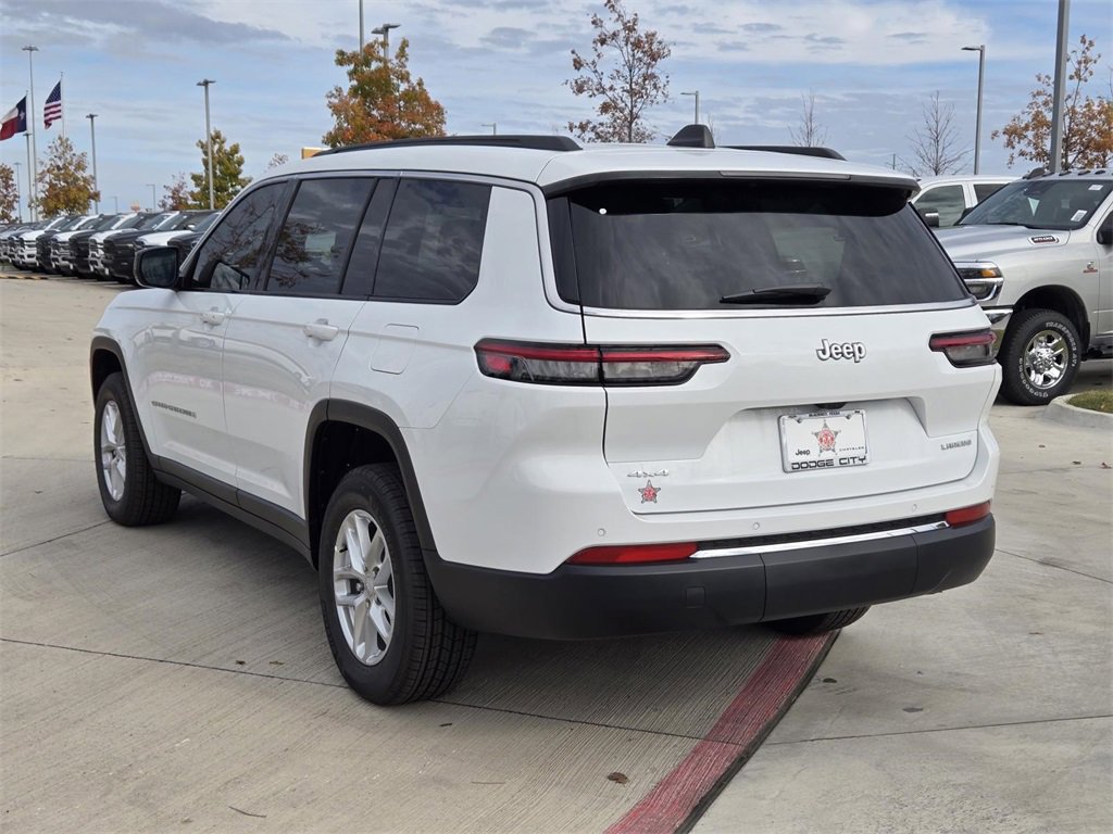 New 2025 Jeep Grand Cherokee L Laredo image 3