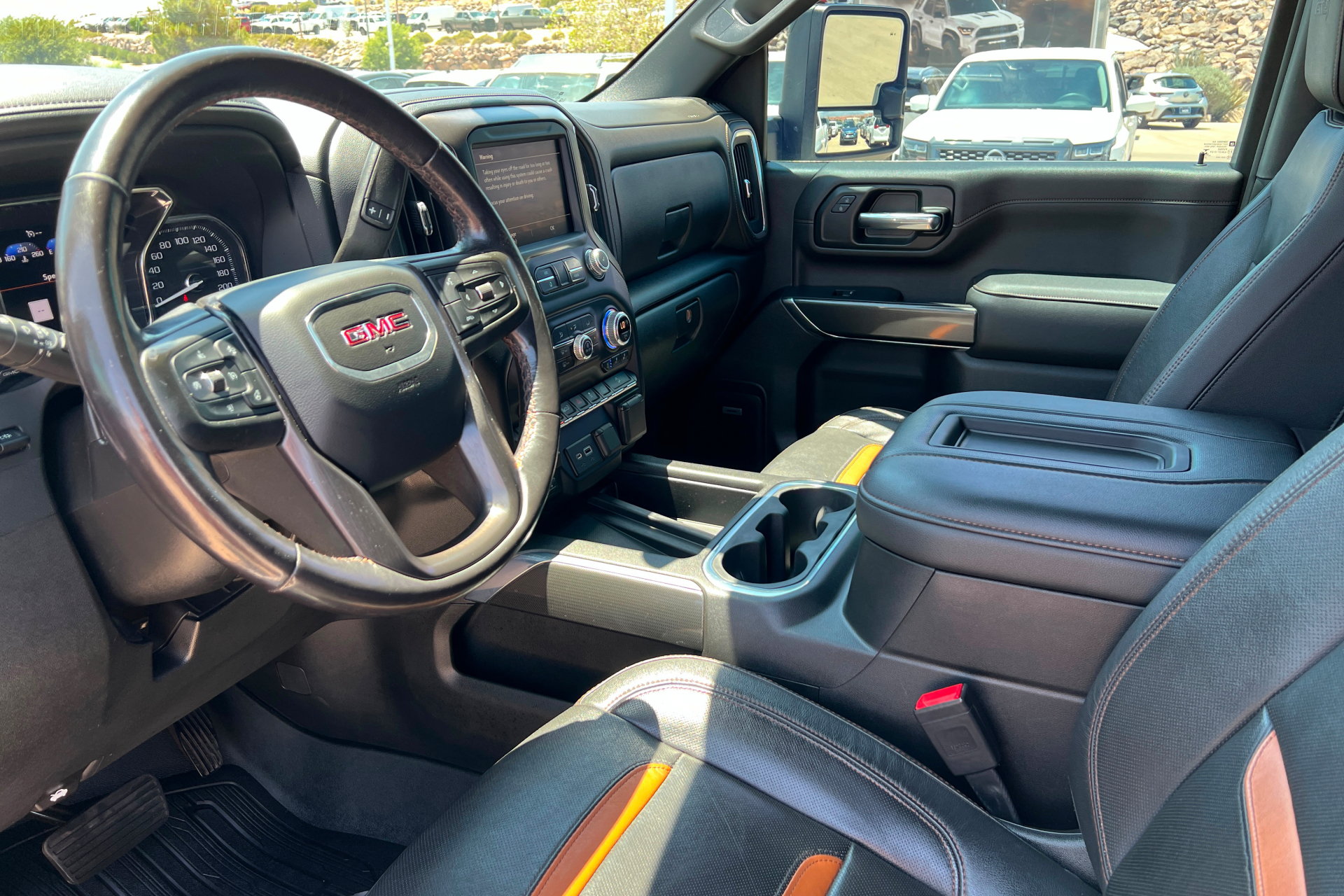 Used 2020 GMC Sierra 3500 AT4 w/ AT4 Premium Package AWD/4WD image 17