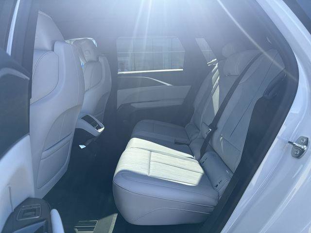 New 2026 Cadillac Lyriq Luxury RWD image 10