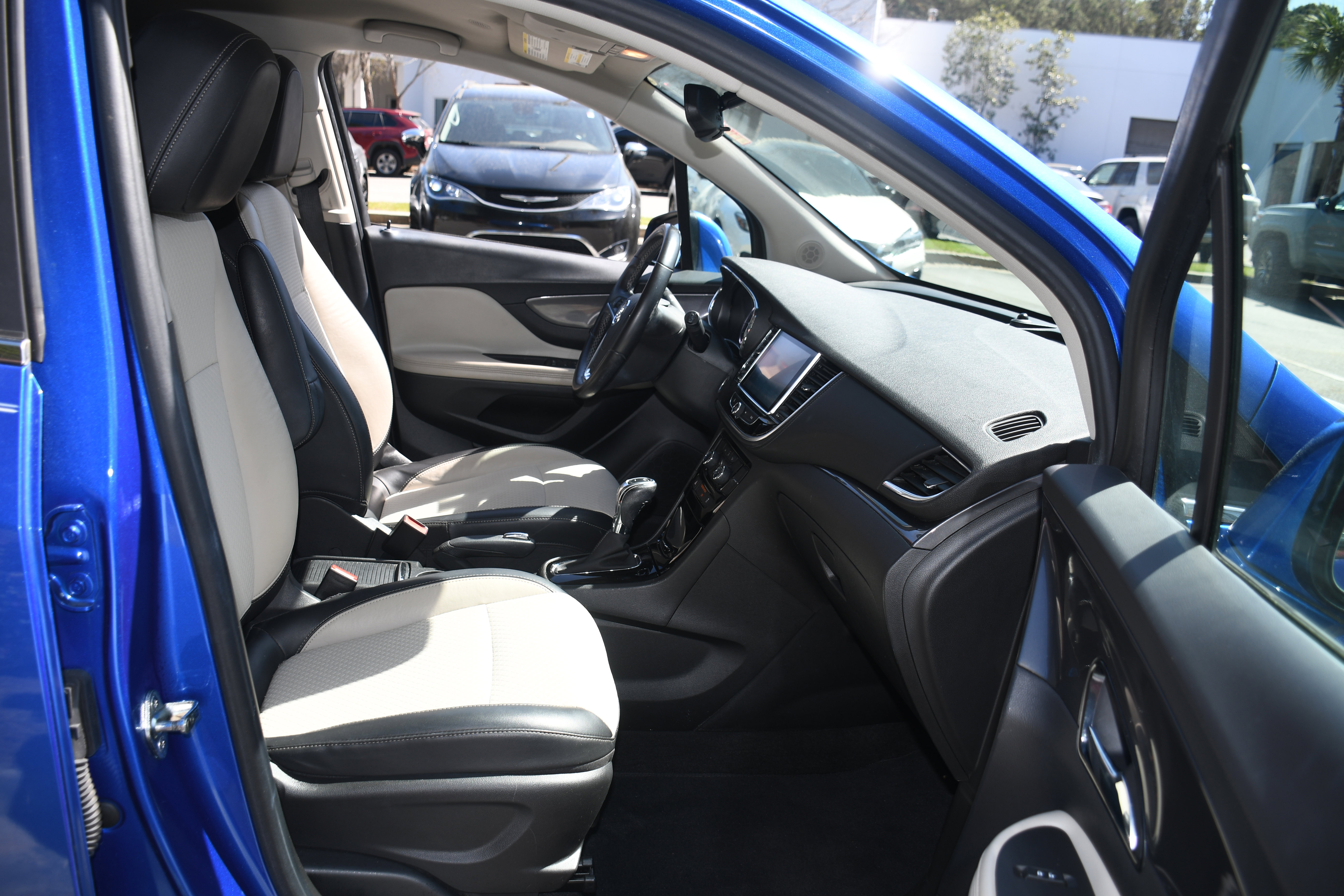 Used 2017 Buick Encore Preferred image 19