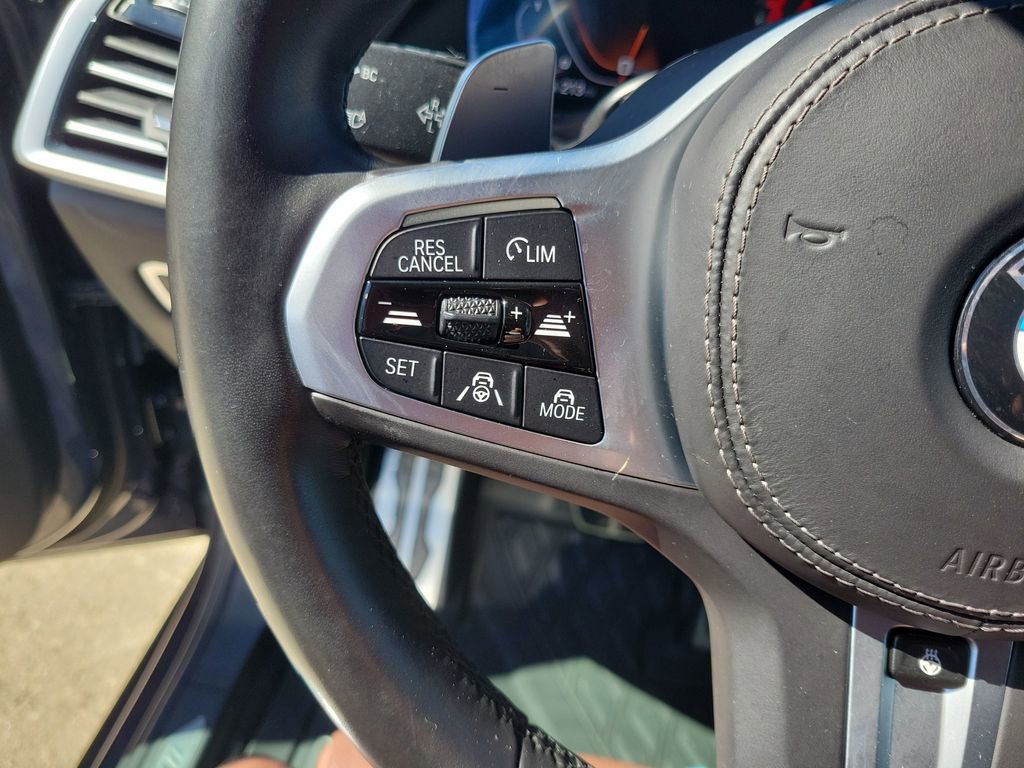 Used 2022 BMW X5 M50i w/ Executive Package image 26